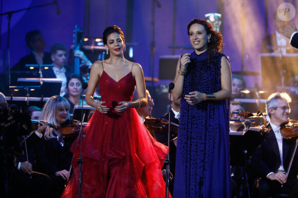 Fatma Saïd, Adèle Charvet - "Concert de Paris" sur le parvis de l'hôtel de ville de Paris retransmis en direct sur France 2 et sur France Inter, Paris le 14 juillet 2024. © Christophe Clovis - Pierre Perusseau / Bestimage "Concert de Paris" on the forecourt of Paris City Hall broadcast live on France 2 and France Inter, Paris on July 14, 2024.