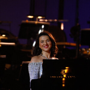 Khatia Buniatisvili - "Concert de Paris" sur le parvis de l'hôtel de ville de Paris retransmis en direct sur France 2 et sur France Inter, Paris le 14 juillet 2024. © Christophe Clovis - Pierre Perusseau / Bestimage  "Concert de Paris" on the forecourt of Paris City Hall broadcast live on France 2 and France Inter, Paris on July 14, 2024. 