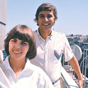 Elle aurait aussi été en couple avec Jean-Pierre Foucault...Mireille Mathieu avec Jean-Pierre Foucault pour la radio RMC