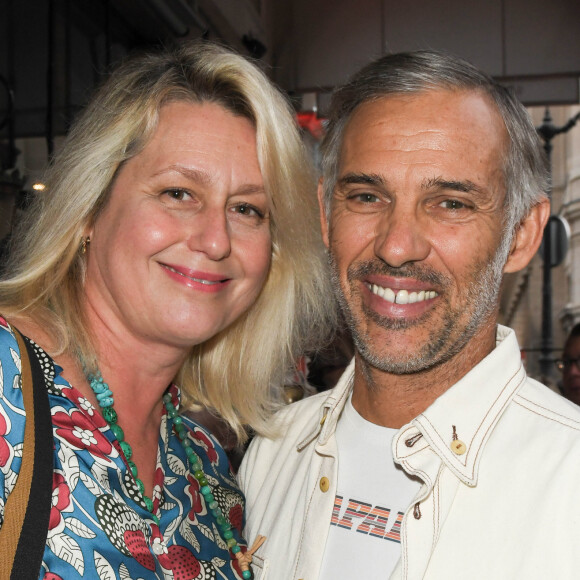 Puis de se défendre : "J'ai précisément fait tout mon possible pour que notre séparation se déroule dans le respect mutuel".
Exclusif - Paul Belmondo et sa femme Luana lors de la soirée d'inauguration de la brasserie Paul Bocuse dans l'hôtel du Louvre, dans le 1er arrondissement de Paris, France. © Coadic Guirec/Bestimage 