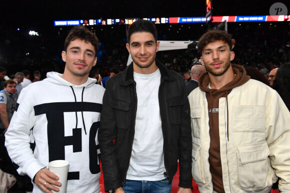 Charles Leclerc, Esteban Ocon et Pierre Gasly - People au match de Basketball Paris NBA 2023 entre les Pistons de Detroit et les Bulls de Chicago à l'Accor Arena Bercy le 19 janvier 2023. © Veeren/Bestimage