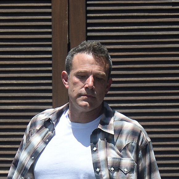 Ben Affleck se rendant à un déjeuner avec Omo Moses au restaurant Baltaire à Los Angeles, le 5 juillet 2024