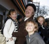 Avant de rencontrer Philippe Katerine et de fonder une famille avec lui
Exclusif - Philippe Katerine, Julie Depardieu et leurs enfants - Arrivées à la première du film Astérix et Obélix "L'Empire du Milieu" au cinéma Le Grand Rex à Paris le 15 janvier 2023.