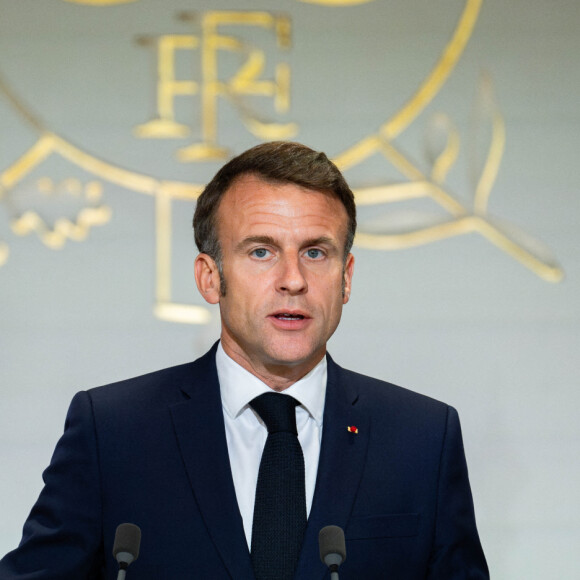 Discours d'Emmanuel Macron, président de la République lors de réception de la presse internationale au palais présidentiel de l'Elysée, à l'occasion des jeux olympiques et paralympiques de Paris 2024, à Paris, France, le 22 juillet 2024. © Eric Tschaen/Pool/Bestimage 