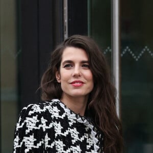 Charlotte Casiraghi assiste au défilé Chanel Haute Couture printemps/été 2024 dans le cadre de la semaine de la mode de Paris, le 23 janvier 2024 à Paris, France. Photo par Nasser Berzane/ABACAPRESS.COM