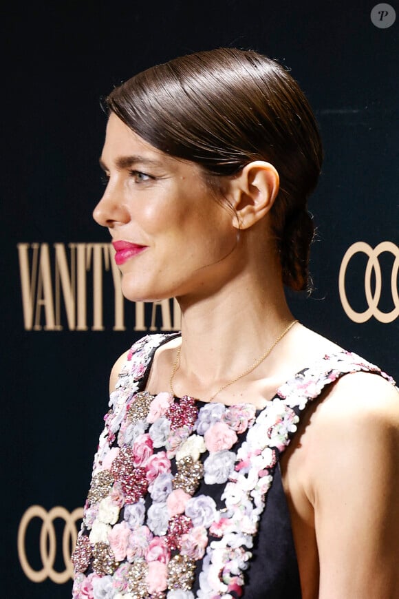 Charlotte Casiraghi reçoit le prix de la personnalité de l'année 2023 de Vanity Fair au Real Alcazar le 02 novembre 2023 à Séville, Espagne. Photo par Sergio R Moreno/GTres/ABACAPRESS.COM