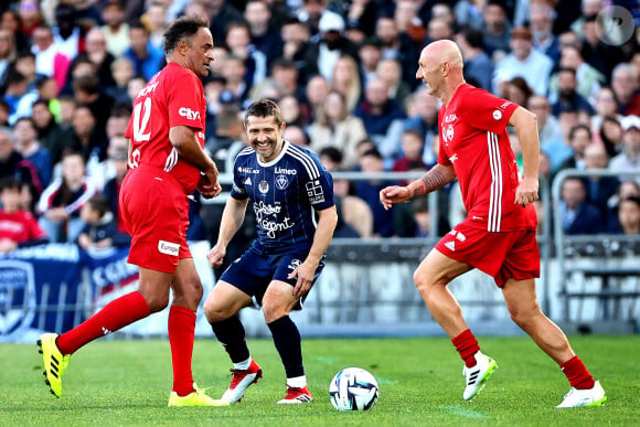 Archives du 14 Mai 2024 à Bordeaux du "Match des legendes" durant lequel Yannick Noah, en compagnie de Fabien Barthez et Bixente Lizarazu, c'est blessé dans les premieres minutes, blessure qui l'oblige aujourd hui d'annuler entierement sa tournée estivale 2024. © Patrick Bernard-Quentin Salinier/ Bestimage 