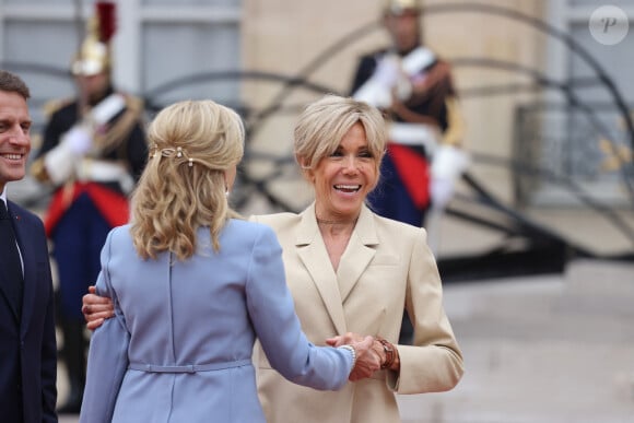 Jill Biden - Emmanuel Macron, Président de la République Française, et la Première dame Brigitte Macron, accueillent les chefs d'Etat et de gouvernement présents à Paris pour la cérémonie d'ouverture des Jeux Olympiques de Paris 2024 (JO).  © Dominique Jacovides- Pierre Perusseau /Bestimage 