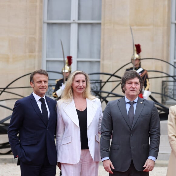 Javier Milei (président de l'Argentine) et sa soeur Karina Milei (Secrétaire générale de la présidence argentine) - Emmanuel Macron, Président de la République Française, et la Première dame Brigitte Macron, accueillent les chefs d'Etat et de gouvernement présents à Paris pour la cérémonie d'ouverture des Jeux Olympiques de Paris 2024 (JO).  © Dominique Jacovides- Pierre Perusseau /Bestimage 