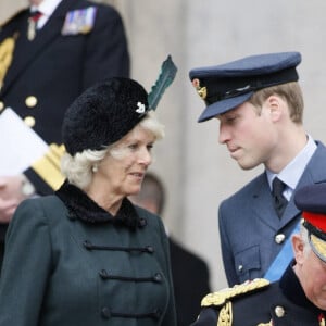 Une décision qui n'a apparemment pas gâché la relation chaleureuse qu'entretiennent William et Camilla. Ouf !
Camilla Parker Bowles, le prince Charles et le prince William