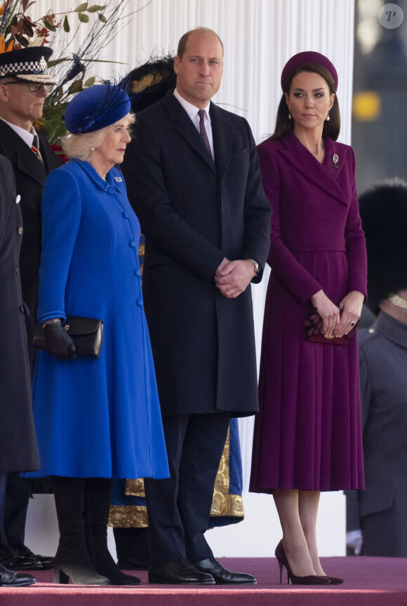 Camilla Parker Bowles, reine consort d'Angleterre, le prince William, prince de Galles, et Catherine (Kate) Middleton, princesse de Galles - La famille royale et le gouvernement du Royaume Uni lors de la cérémonie d'accueil du président de l'Afrique du Sud, en visite d'état à Londres, Royaume Uni, le 22 novembre 2022. 