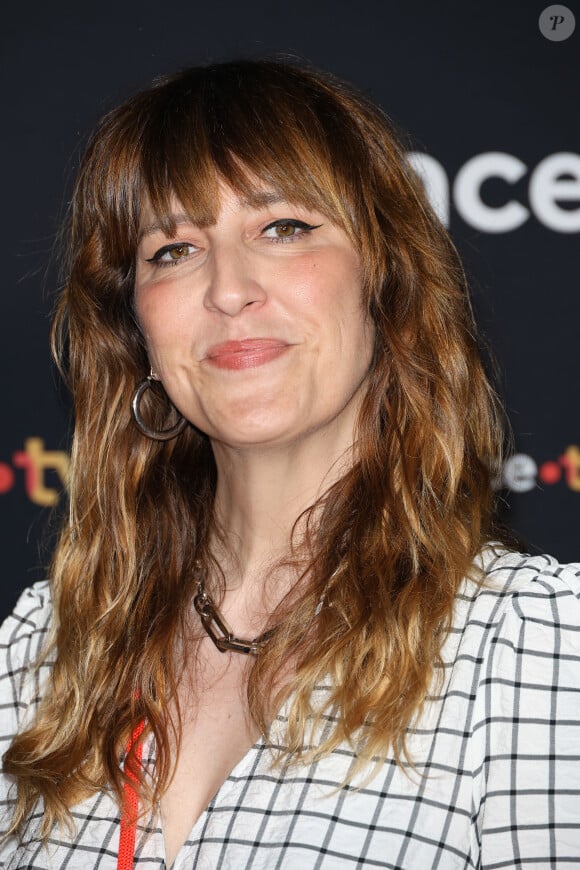 Daphné Bürki au photocall pour la conférence de presse de rentrée de France TV à la Grande Halle de la Villette à Paris, France, le 11 juillet 2023. © Coadic Guirec/Bestimage 