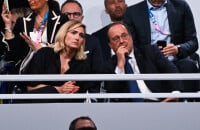 Julie Gayet et Français Hollande : Le couple rayonne en tribunes malgré la terrible désillusion des Bleues au Stade de France