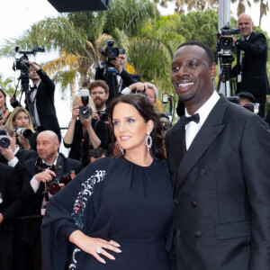 Omar Sy et sa femme Hélène - Montée des marches du film " Top Gun : Maverick " lors du 75ème Festival International du Film de Cannes. Le 18 mai 2022 © Olivier Borde / Bestimage