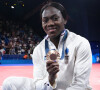 Bravo à Clarisse Agbegnenou pour sa médaille d'or !
Clarisse Agbegnenou ( FRA ) célèbre sa médaille d'or aux JO de Paris, France. © Federico Pestellini / DPPI / Panoramic / Bestimage