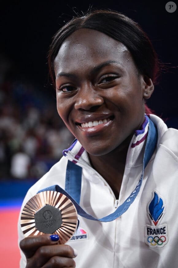 C'est une maman fière !
Clarisse Agbegnenou ( FRA ) célèbre sa médaille d'or aux JO de Paris, France. © Federico Pestellini / DPPI / Panoramic / Bestimage