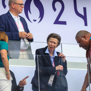 Le prince Albert II de Monaco, la princesse Charlène de Monaco et la princesse Anne en tribunes lors du match de Rugby à 7opposant la France à l'Afrique du Sud (19-5) lors des Jeux Olympiques (JO) de Paris 2024, au stade de France, à Sain t-Denis, Sein e Saint-Denis, le 27 juillert 2024. © Jacovides-Perusseau/Bestimage 