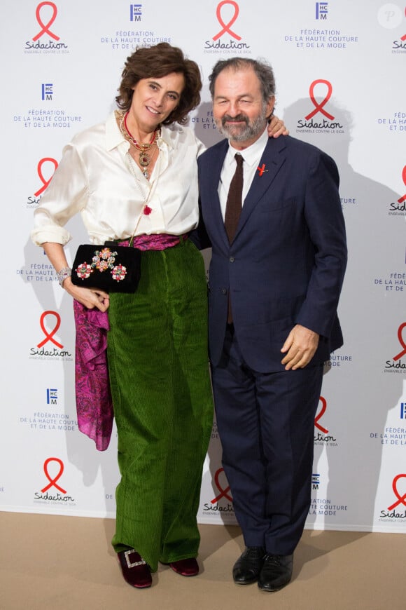 Inès de La Fressange et Denis Olivennes assistent au 18ème dîner de la mode pour l'association AIDS Sidaction au Pavillon Cambon à Paris le 23 janvier 2020. Nasser Berzane/ABACAPRESS.COM