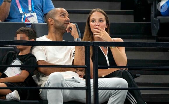 L'homme d'affaires et ex-basketteur était accompagné de sa chérie Agathe Teyssier.