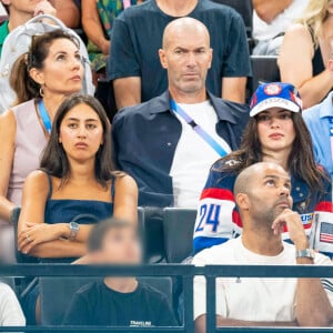 Zinédine Zidane, sa femme Véronique, Kendall Jenner assistent aux épreuves de Gymnastique artistique féminine, finale du concours général lors des Jeux Olympiques de Paris 2024 (JO) au Palais omnisports Bercy Arena, à Paris, France, le 1er août 20241. © Jacovides-Perusseau/Bestimage 