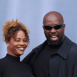 Teddy Riner et sa femme Luthna Plocus - Arrivées au défilé Balenciaga mode femme automne / hiver 2024-2025 à la Sorbonne Nouvelle lors de la Fashion Week de Paris (PFW), à Paris, France, le 3 mars 2024. © Denis Guignebourg/Bestimage