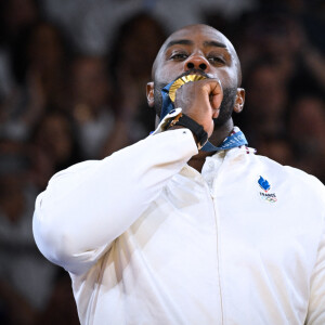 Car il vient de remporter une nouvelle médaille d'or olympique
Teddy Riner champion olympique à l'Arena-Champ-de-Mars lors des Jeux olympiques de Paris le 2 août 2024. © Federico Pestellini / DPPI / Panoramic / Bestimage