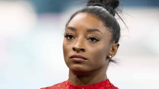 Simone Biles, victime de "twisties" : son entraîneuse, qui est française, s'exprime sur sa descente aux enfers