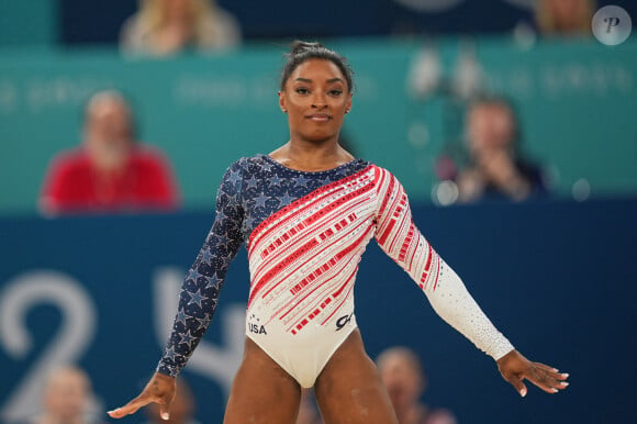 "Tu peux être paralysée ou te tuer si tu arrives sur la nuque", explique son entraîneuse, Cécile Canqueteau-Landi

Simone Biles et ses coéquipières remportent la médaille d'or lors de la finale de gymnastique artistique féminine par équipe aux Jeux Olympiques de Paris2024 (JO), le 30 juillet 2024.