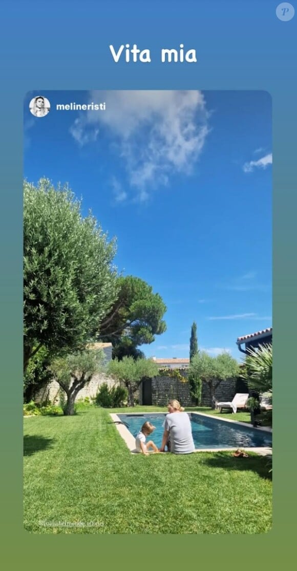 Dans un décor de carte postale, Luana Belmondo profite pleinement des siens.
(Capture d'écran Instagram : Luana Belmondo et son petit-fils).