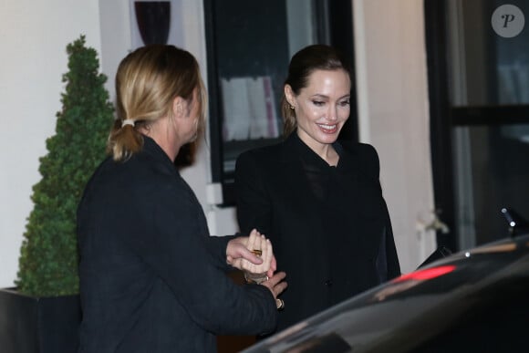 Brad Pitt et Angelina Jolie vont diner au restaurant Il Vino d'Enrico Bernardo, le restaurant du meilleur sommelier du monde (la veille de l'anniversaire d'Angelina), avant de se rendre au club "Le Silencio" a Paris, le 3 juin 2013. 