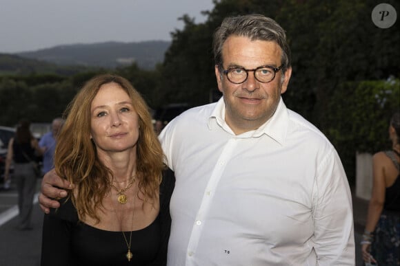 Exclusif - Chupa Renié et son compagnon Thierry Solère - Christophe Maé, à l'occasion de sa tournée "Carnet de voyage", en concert au Théâtre de verdure lors du 40ème Festival de Ramatuelle. Le 1er août 2024 © Cyril Bruneau / Festival de Ramatuelle / Bestimage 