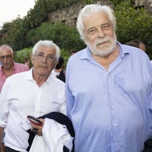 Ainsi que Michel Boujenah et Jacques Weber
Exclusif - Michel Boujenah, Jacques Weber - Christophe Maé, à l'occasion de sa tournée "Carnet de voyage", en concert au Théâtre de verdure lors du 40ème Festival de Ramatuelle. Le 1er août 2024 © Cyril Bruneau / Festival de Ramatuelle / Bestimage 