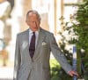 "Charles fait un travail magnifique pour lutter contre son cancer, mais il n'est toujours pas rétabli. Il arrive fantastiquement à bien gérer pour donner l'impression que tout va bien"
Le roi Charles III d'Angleterre, assiste à la messe du dimanche à l'église Sainte-Marie-Madeleine de Sandringham, le 28 juillet 2024. © Julien Burton / Bestimage 