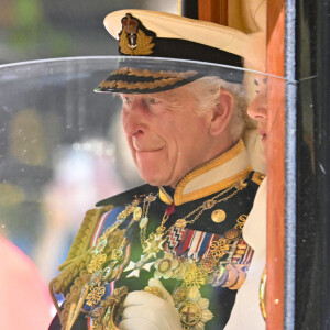 Le roi Charles III d'Angleterre et la reine consort Camilla Parker Bowles à leur départ du palais de Buckingham pour l'ouverture officielle du parlement britannique au palais de Westminster à Londres. Le 17 juillet 2024 © Cover Images / Zuma Press / Bestimage 