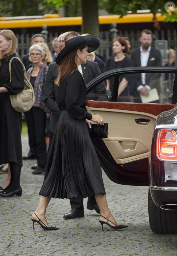 La reine Mary de Danemark - La famille royale du Danemark assiste aux funérailles de Per Thornit, ancien chef de la cour de la famille royale danoise, en l'Eglise Holmens à Copenhague, le 8 août 2024. © Dana Press / Bestimage 