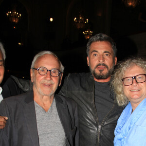 Patrice Laffont, Olivier Minne, Pierre-Jean Chalençon - Entrée du père Fouras au musée Grévin à l'occasion des 30 ans de l'émission télé "Fort Boyard" à Paris le 17 juin 2019. Fort Boyard continue de fêter son 30ème anniversaire en grande pompe. À cinq jours du retour du programme estival à succès de France 2 présenté par O.Minne, le musée Grévin a inauguré le décor qui lui est consacré. © Philippe Baldini/Bestimage