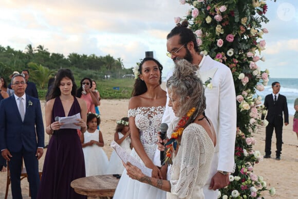 Exclusif - Prix Spécial - Lais Ribeiro et Joakim Noah, José Ribeiro de Oliveira Filho - Joakim Noah et Lais Ribeiro se sont mariés devant leurs amis et leur famille sur la plage de Trancoso au Brésil le 13 juillet 2022.