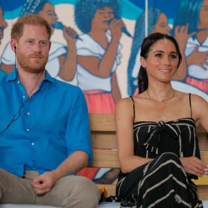 En tournée en Colombie depuis quelques jours, le prince Harry et Meghan Markle ont eu un programme chargé. 
Le prince Harry et Meghan Markle en Colombie.