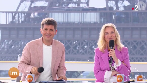 A la rentrée, Thomas Sotto se lancera un nouveau défi en remplaçant Yves Calvi dans "RTL Matin"
Thomas Sotto et Louise Ekland dans "Télématin" sur France 2