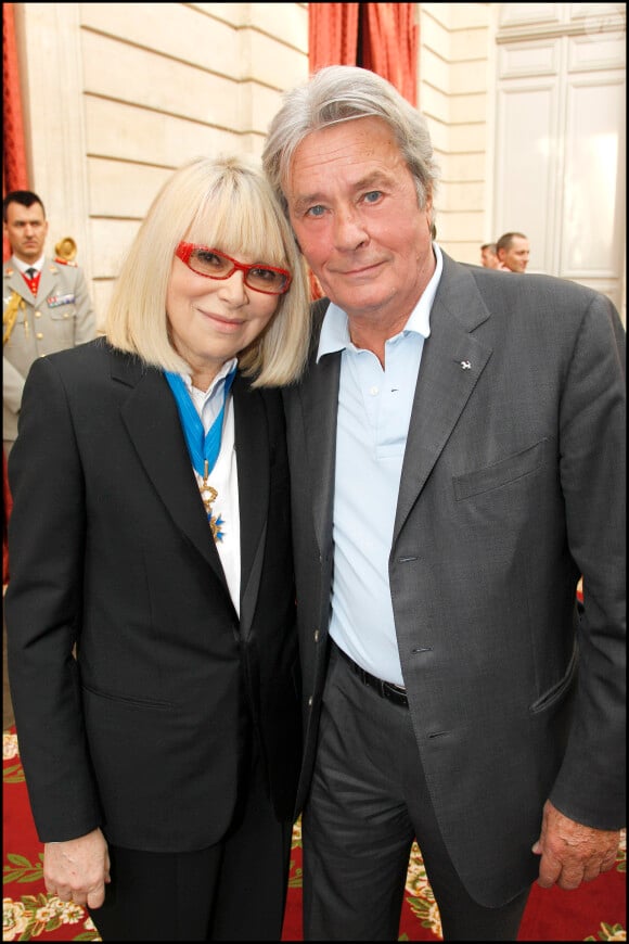 Les deux acteurs se sont séparés au début des années 80
Exclusif - Mireille Darc et Alain Delon