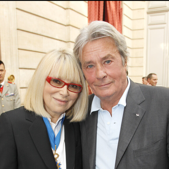 Les deux acteurs se sont séparés au début des années 80
Exclusif - Mireille Darc et Alain Delon