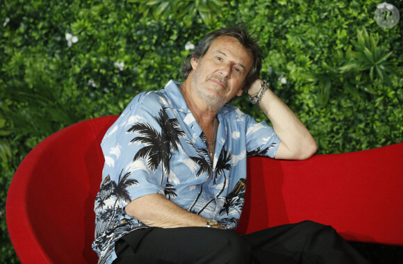 Jean-Luc Reichmann au photocall de la série "Leo Mattei, Brigade des mineurs" lors du 62ème Festival de Télévision de Monte-Carlo, à Monaco, le 19 juin 2023. © Denis Guignebourg/BestImage