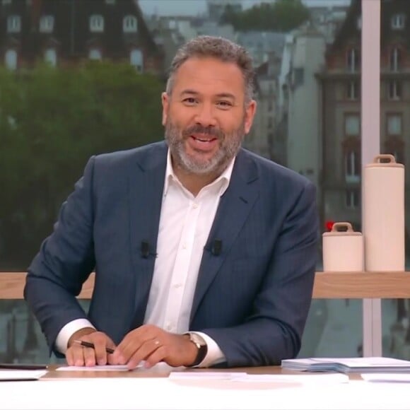 Depuis janvier, Bruce Toussaint présente "Bonjour !" sur TF1
Bruce Toussaint sur le plateau de "Bonjour !"