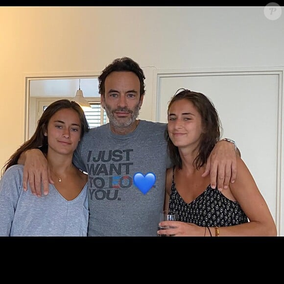 Anthony Delon et ses filles Loup et Liv