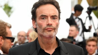 Anthony Delon épaulé par son ex-femme à Douchy, la mère de ses deux filles Loup et Liv est un précieux soutien