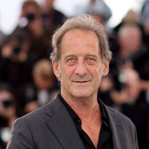 Vincent Lindon - Photocall du film "Le deuxième acte", présenté hors compétition, lors du 77ème Festival International du Film de Cannes (14 - 25 mai 2024), le 15 mai 2024. 