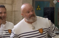 Philippe Etchebest ressort blessé à la tête suite à une épreuve dans "Fort Boyard". M6