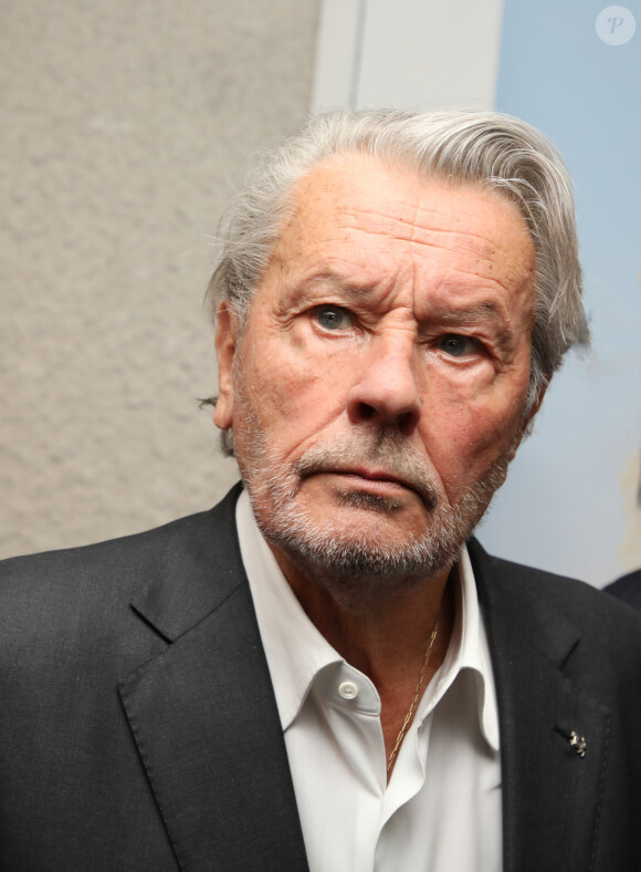 Exclusif - Alain Delon donne une master class au 72ème Festival du Film de Cannes alors qu'il s'apprête à recevoir une Palme d'Or d'honneur pour l'ensemble de sa carrière, Cannes, le 19 mai 2019. ©Denis Guignebourg/BestIlmage 