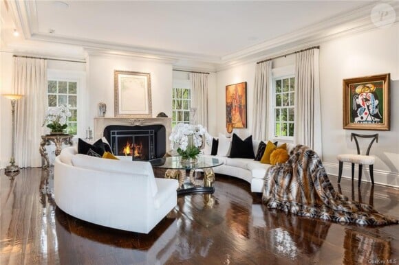 Le manoir de Catherine Zeta Jones et Michaël Douglas, situé à Irvington, 40 km au nord de Manhattan est à vendre 12 millions de dollars.©Compass