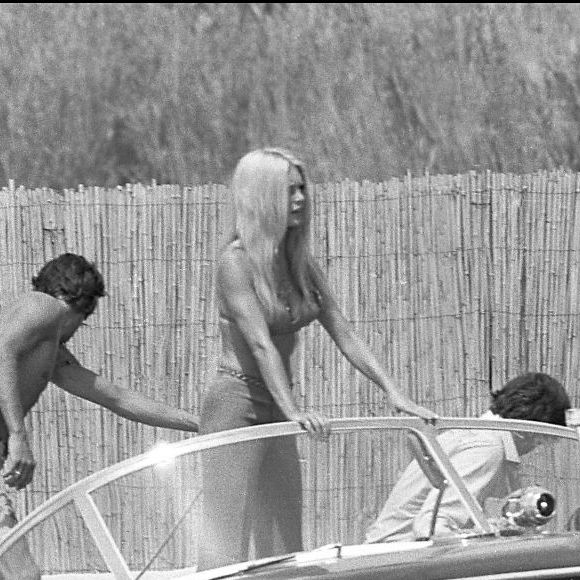 Brigitte Bardot et Gunter Sachs à Saint-Tropez en 1967.